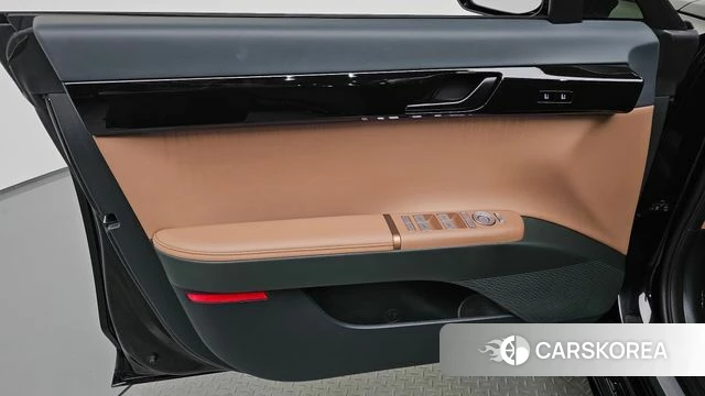 Hyundai Grandeur Hybrid (GN7) id 4200823 из Кореи 16