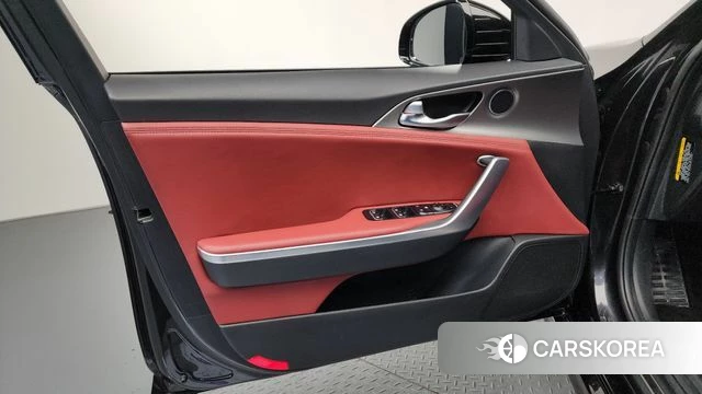 Kia Stinger id 4530157 из Кореи 16
