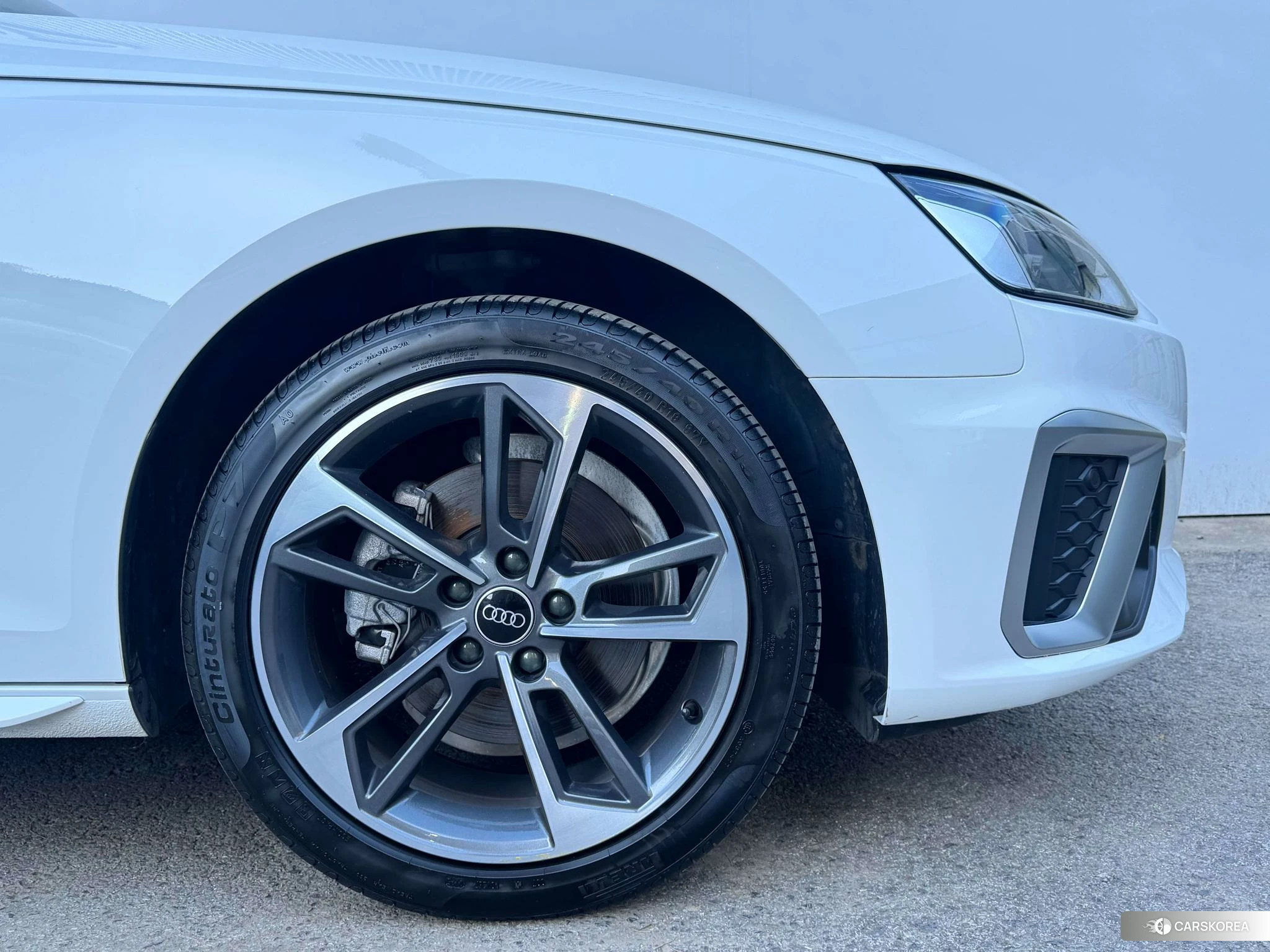 Audi A4L id 4455537 из Китая 16