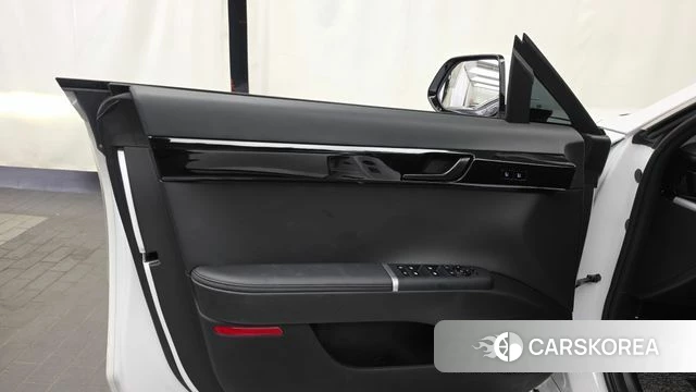 Hyundai Grandeur Hybrid (GN7) id 4700787 из Кореи 16