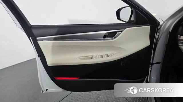 Hyundai The New Grandeur IG Hybrid id 4749988 из Кореи 16