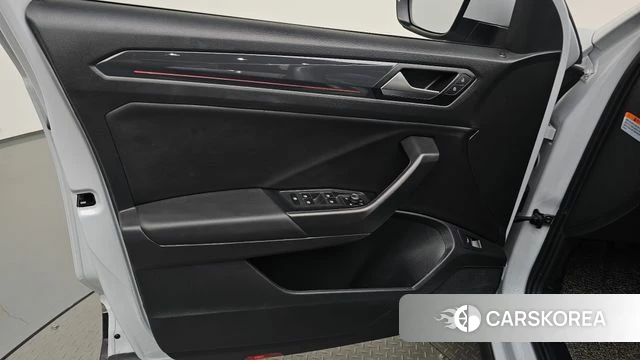 Volkswagen T-Roc id 4779984 из Кореи 16