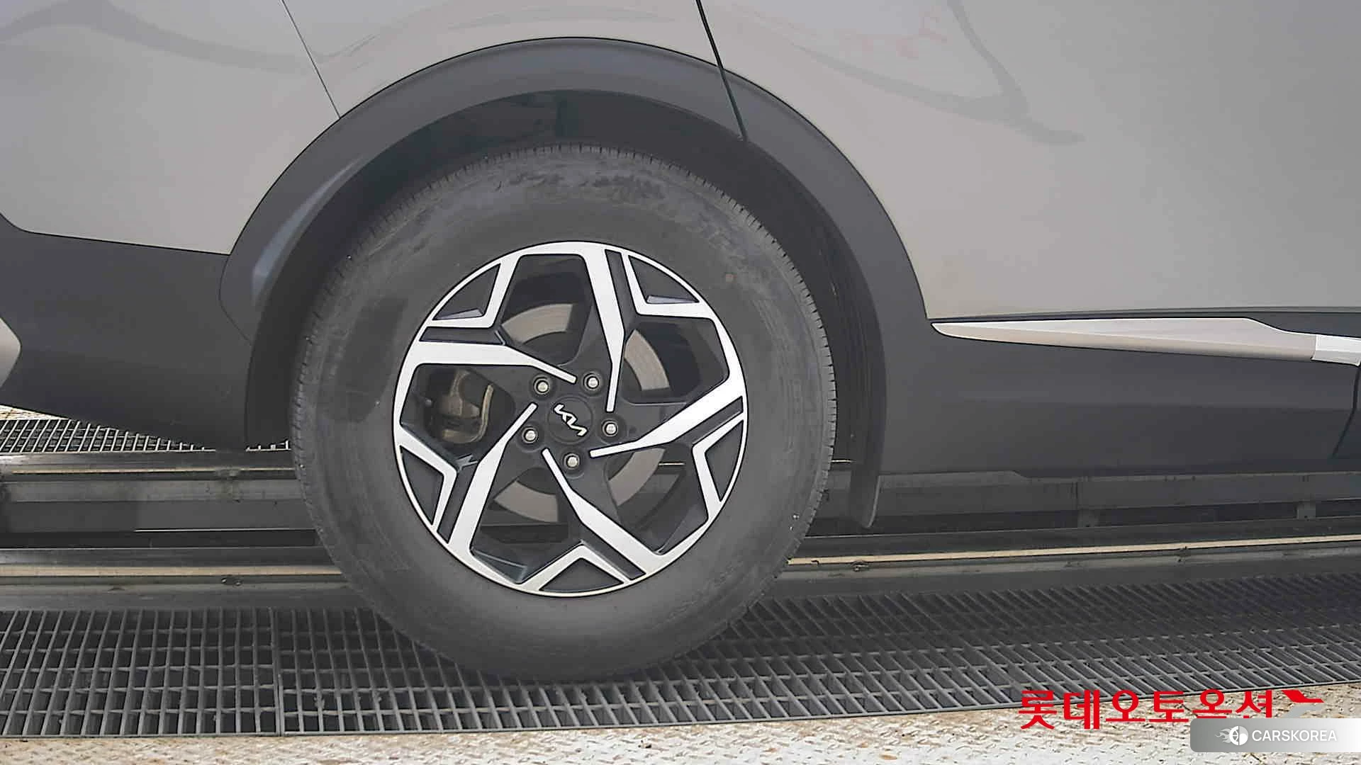 Kia Sportage id 4902341 из Кореи 16