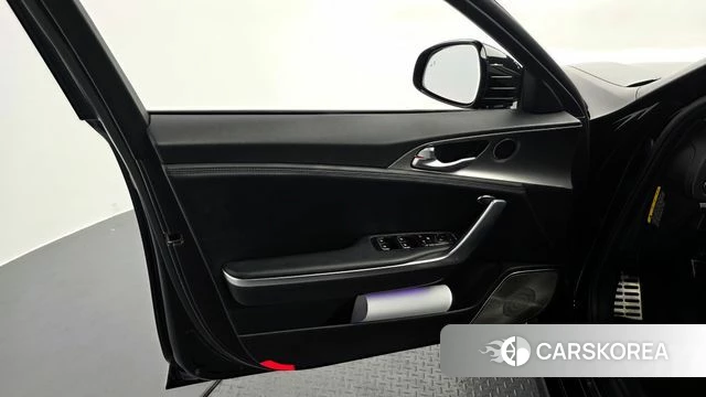 Kia Stinger id 4429867 из Кореи 16
