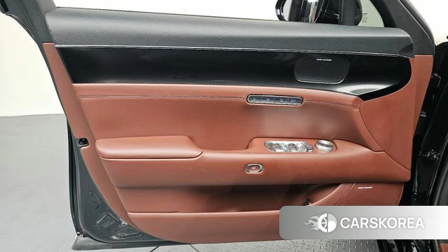 Genesis G90 (RS4) id 4415154 из Кореи 16