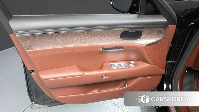 Genesis G90 (RS4) id 4322443 из Кореи 16