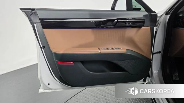 Hyundai Grandeur Hybrid (GN7) id 4863433 из Кореи 16