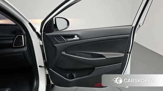 Hyundai All New Tucson id 4530504 из Кореи 16