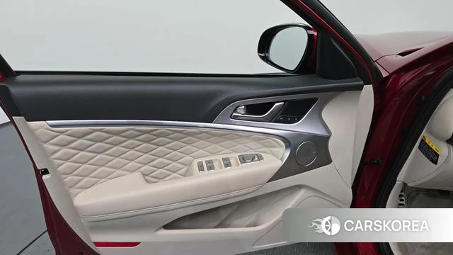 Genesis G70 id 4626068 из Кореи 16