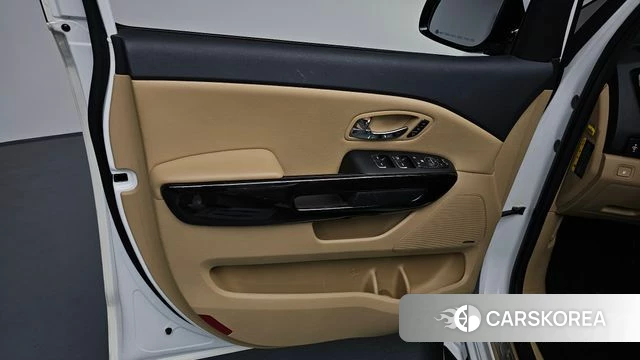 Kia The New Carnival id 4477238 из Кореи 16