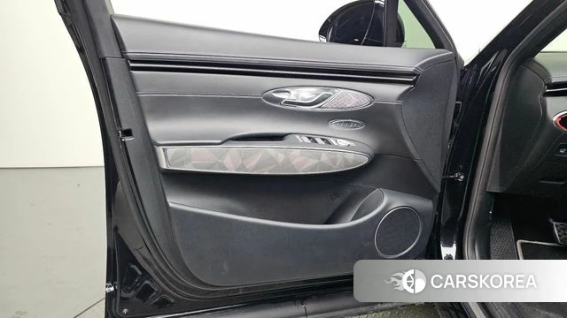 Genesis GV70 id 4422200 из Кореи 16