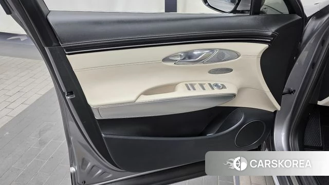Genesis GV70 id 4872648 из Кореи 16