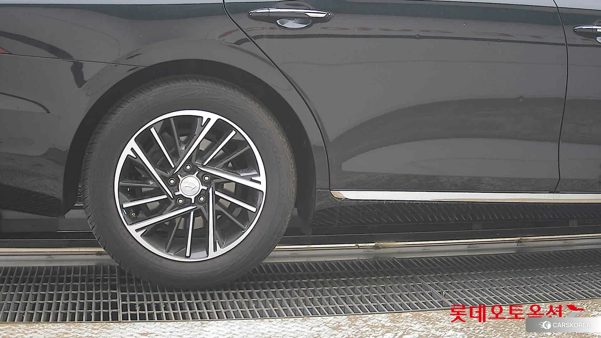 Hyundai Grandeur id 3882080 из Кореи 16