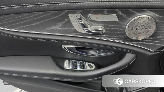 Mercedes-Benz E-Class W213 id 4641996 из Кореи 16