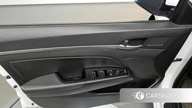 Hyundai Avante AD id 4246158 из Кореи 16