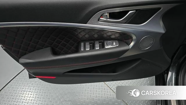 Genesis G70 id 4751441 из Кореи 16