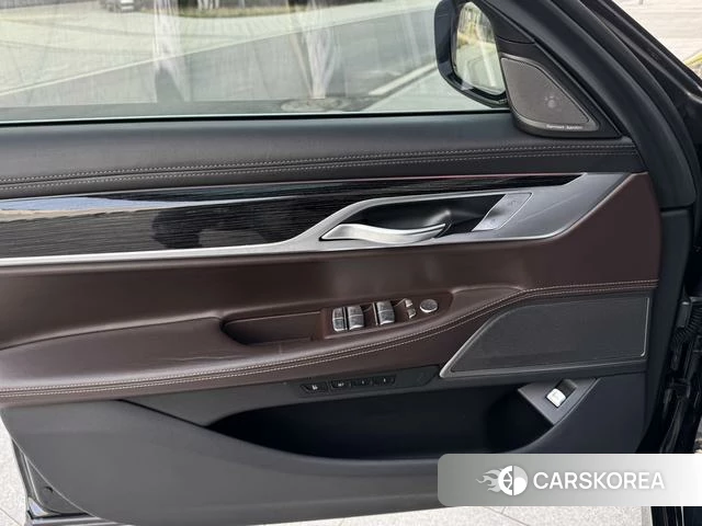 BMW 7 series id 4259841 из Китая 16