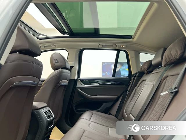 BMW X3 id 4320907 из Китая 16