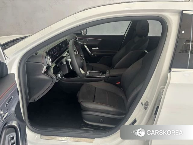 Mercedes-Benz Class A id 4333706 из Китая 16