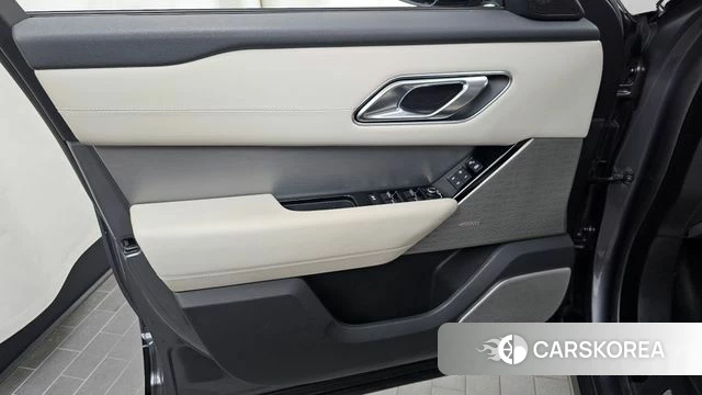 Land Rover Range Rover Velar id 4521010 из Кореи 16