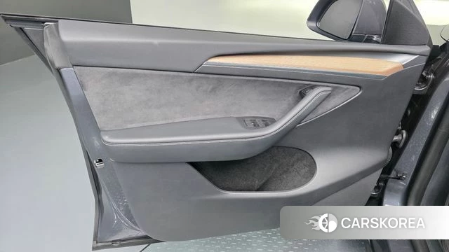 Tesla Model Y id 4549187 из Кореи 16