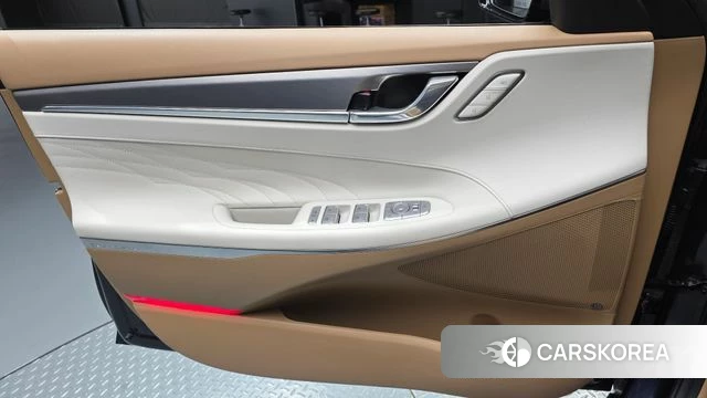 Hyundai The New Grandeur IG id 4324532 из Кореи 16