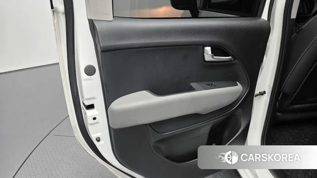 Kia The New Kia Ray id 4493978 из Кореи 16