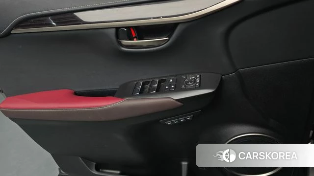 Lexus NX300h id 4424691 из Кореи 16