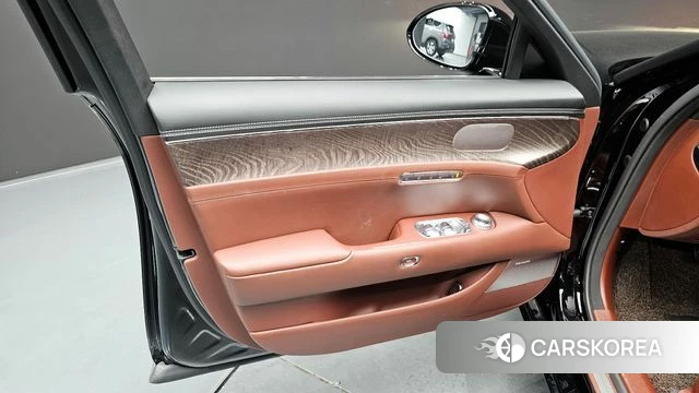 Genesis G90 (RS4) id 4223611 из Кореи 16