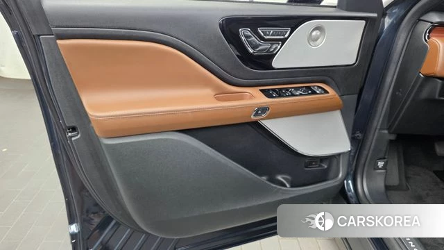 Lincoln Aviator 2nd generation id 4739744 из Кореи 16
