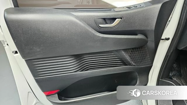 Hyundai Staria id 4360278 из Кореи 16