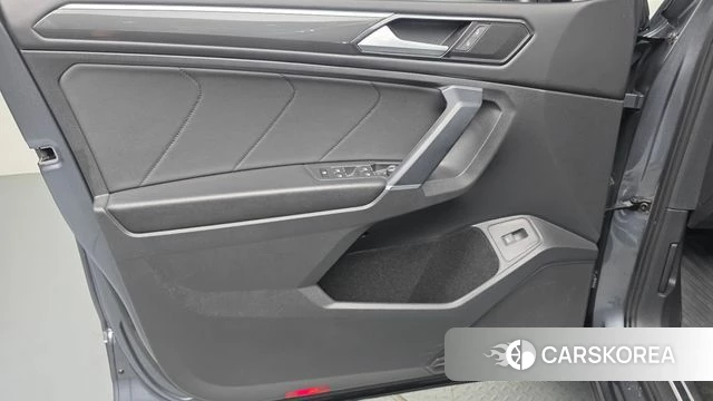 Volkswagen Tiguan Allspace id 4698857 из Кореи 16
