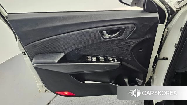 Ssangyong Tivoli Armor id 4417212 из Кореи 16
