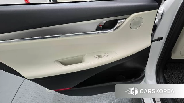 Hyundai The New Grandeur IG Hybrid id 4899409 из Кореи 16