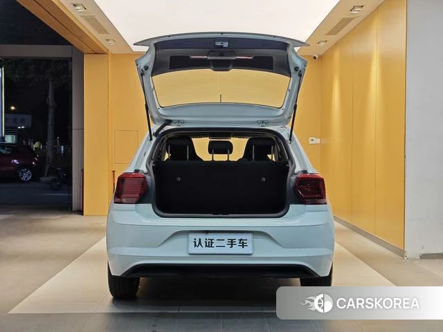 Volkswagen Polo id 4207038 из Китая 16