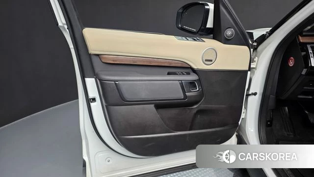 Land Rover Discovery 5 id 4647745 из Кореи 16