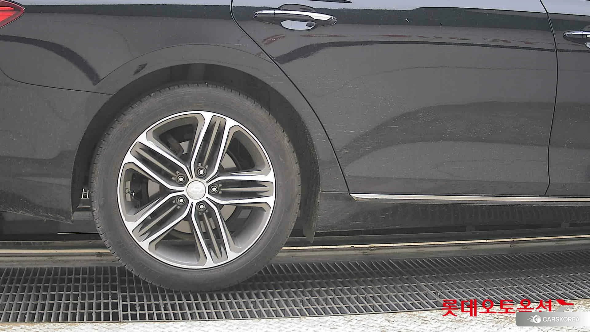 Hyundai Grandeur id 4347296 из Кореи 16