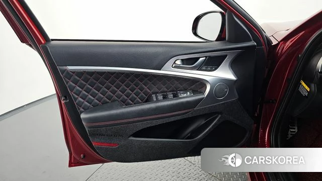 Genesis G70 id 4384103 из Кореи 16