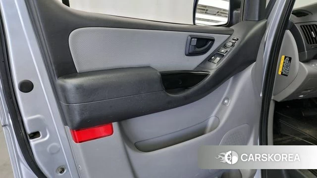 Hyundai The New Grand Starex id 4363314 из Кореи 16