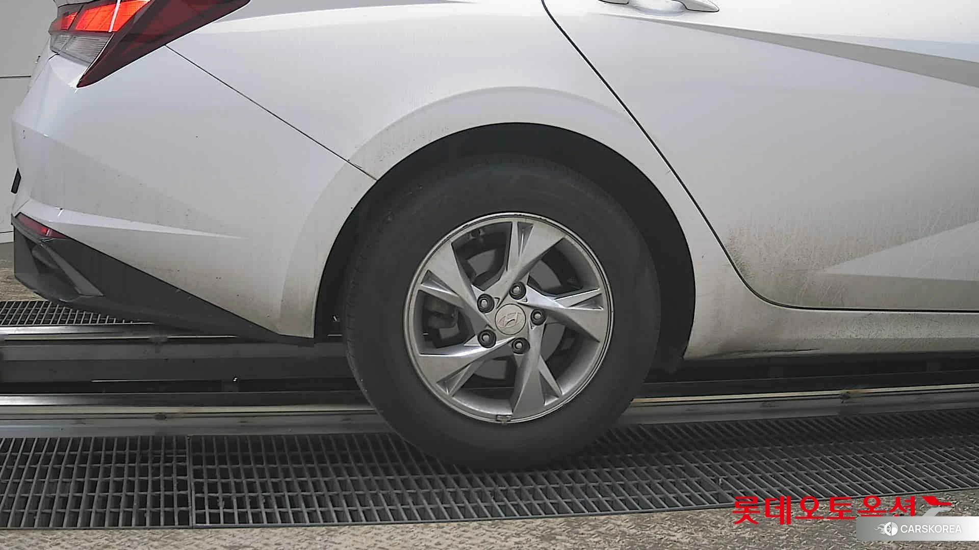 Hyundai Avante id 3869339 из Кореи 16