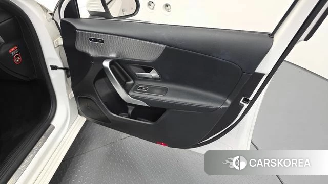 Mercedes-Benz A-Class W177 id 4625281 из Кореи 16