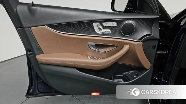 Mercedes-Benz E-Class W213 id 4662710 из Кореи 16