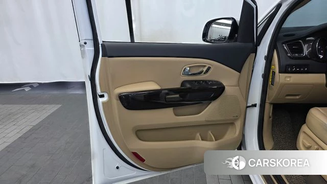 Kia The New Carnival id 4642820 из Кореи 16