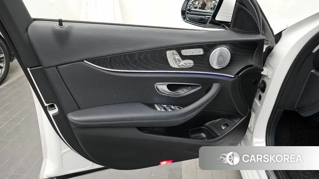 Mercedes-Benz E-Class W213 id 4519747 из Кореи 16