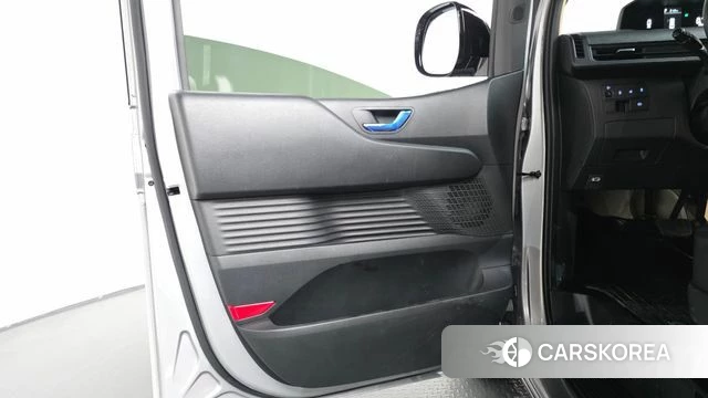 Hyundai Staria id 4617484 из Кореи 16