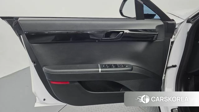 Hyundai Grandeur (GN7) id 4893454 из Кореи 16