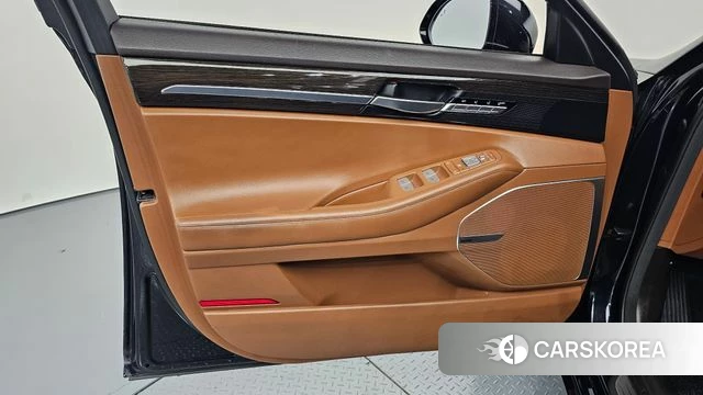 Genesis G90 id 4765069 из Кореи 16