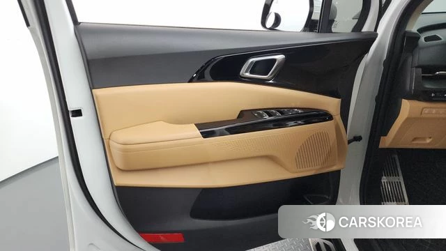 Kia Carnival 4th generation id 4433136 из Кореи 16