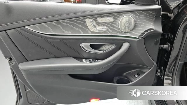 Mercedes-Benz E-Class W213 id 4488810 из Кореи 16