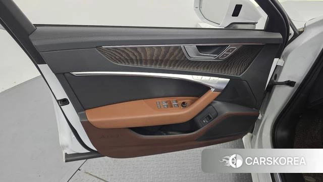 Audi A6 (C8) id 4196288 из Кореи 16